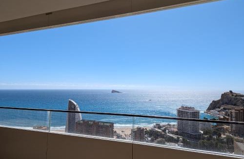 Cala Apartment | Luxury Apartment - Benidorm Beach - Sea Views, Pool & Terrace