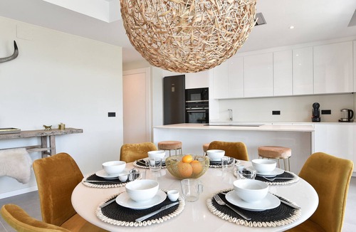 Fuengirola Apartment | Luxury apartment with 2 bedrooms at 5 min walk from beach and commercial centre