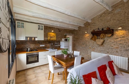 Madremanya Apartment | Luxury Apartment with Mountain Views