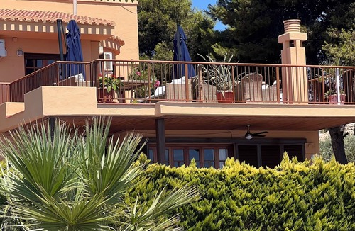 Calabardina Villa | Luxury Beachfront Villa. 5 bedroom . Large private garden and pool. 2 Balconies