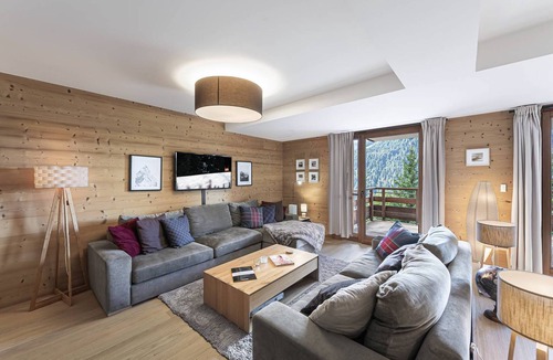 Chatel Apartment | Luxury flat 6 pers. - fireplace, close to the centre and slopes