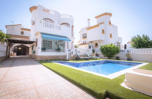 Pinar de Campoverde Villa | Luxury Private Pool Villa Campoverde