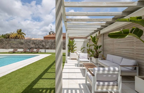 Sant Pere de Ribes House | Luxury Villa Near Sitges