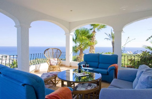 La Parata Villa | LUXURY VILLA IN SPECTACULAR SITUATION AND PATRONISED BY CELEBRITIES