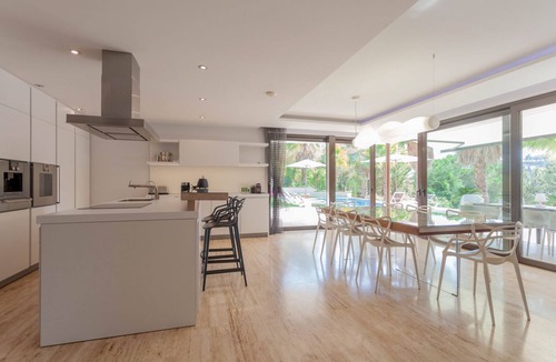 Tossa de Mar Villa | Luxury villa in Tossa de Mar near the beach with heated swimming pool. Golfcar