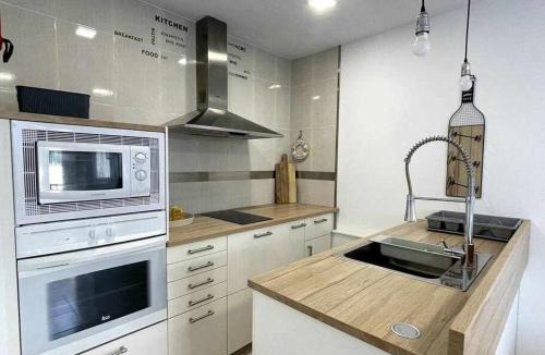 Cala en Blanes Apartment | Macarelleta Apartamento con piscina junto la playa