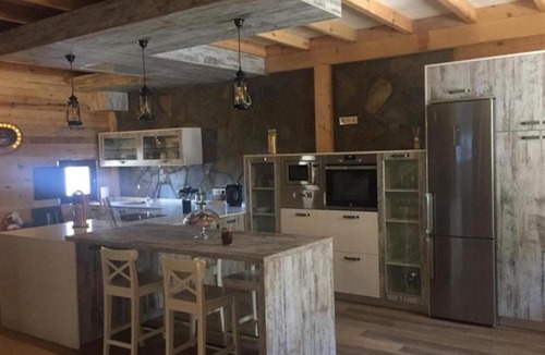 Fuentiduena Apartment | Magnífica casa recien reformada en el casco antiguo de Fuentidueña