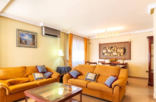 Padul Villa | Magnificent villa with garden and pool.