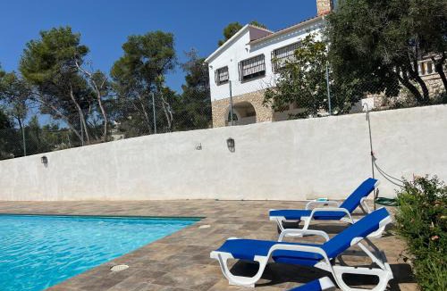 Cunit House | Maison de Rêve avec Piscine Privative et Vue sur Mer - Proche Barcelone et Port Aventura