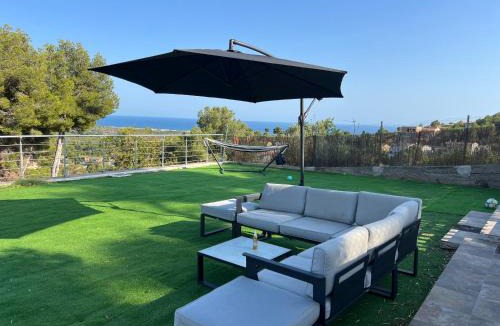 Cunit House | Maison de Rêve avec Piscine Privative et Vue sur Mer - Proche Barcelone et Port Aventura