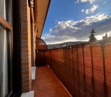 Puente La Reina Apartment | Maixa etxea