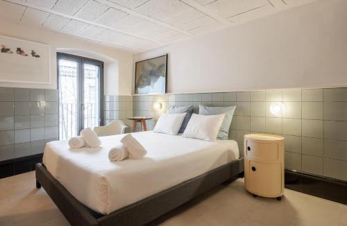 Banyoles Apartment | Majordoms Retrocentric