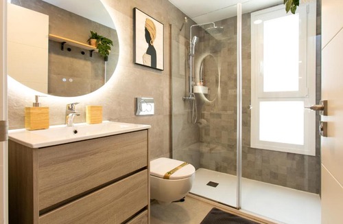 Las Chapas Apartment | Malaga City Pool & Park