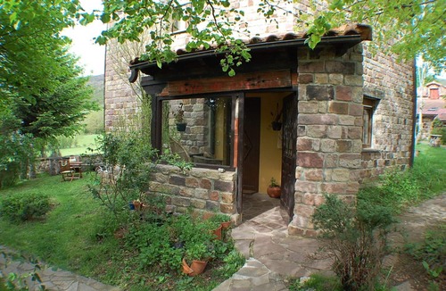 Valberzoso Cottage | Mandala Garden, Rural House "Valle de Brezos" - Montaña Palentina