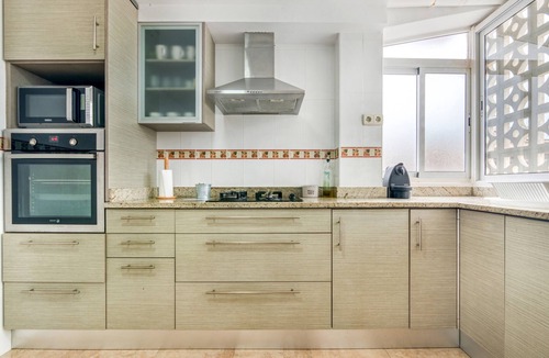 Oliva House | Manhattan 2 Apartment with Wi-Fi, 1 Minute from the Beach