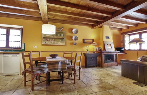 Pruneda Apartment | Mansion with Pool & Terrace