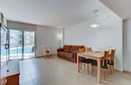 Santa Margarida Apartment | MARINES MESTRAL Bjs 8 Roses