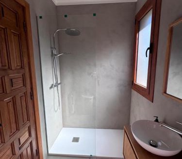 Arbucies Ski Chalet | Masía con piscina natural en Parque del Montseny