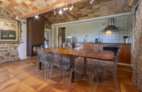 Sant Gregori House | Mas Font - Casa rural con piscina privada y jardín a 10min de Girona