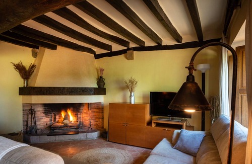 Pujals dels Pagesos House | Masia completely restored with spectacular views and all amenities