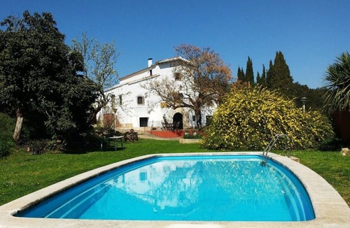 Bescano House | Masia with pool 20 people