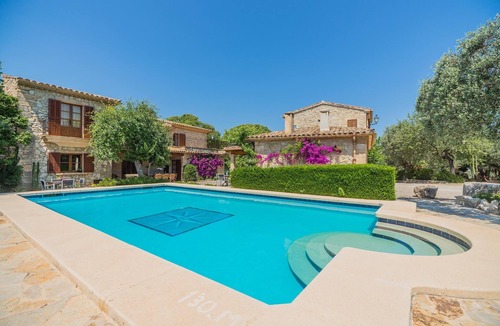 Pollensa House | Mastaguera Mallorcan style villa with pool and spectacular views