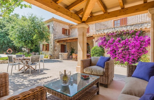 Pollensa House | Mastaguera Mallorcan style villa with pool and spectacular views