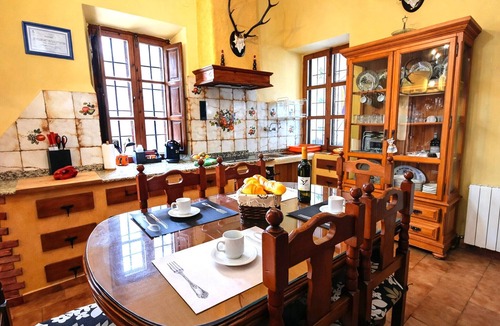 Cenizate Cottage | Medieval country house Señorío de Montero