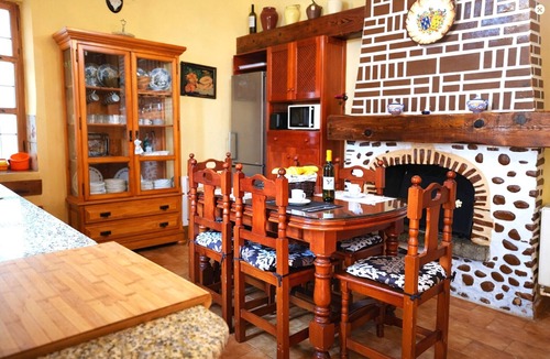 Cenizate Cottage | Medieval country house Señorío de Montero