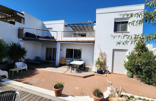 Frontignan House | Mediterranean house on the beach