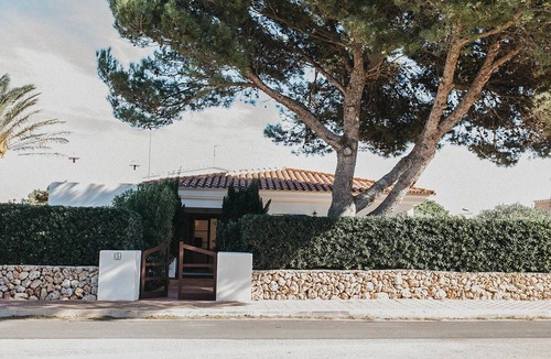 Punta Grossa Villa | Mediterranean-style house in s'Arenal, 5 minutes from the beach