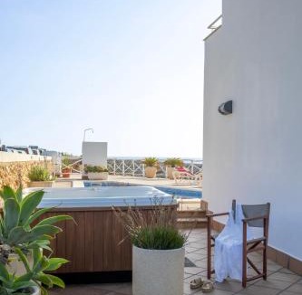 Cala Blanca House | Menurka - Cala Blanca