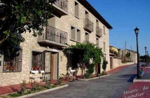 Samitier Apartment | Mesón de Samitier apartments for 4 people