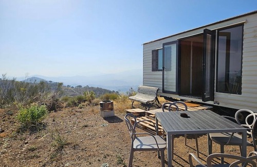 Casabermeja House | Minicasa en los montes de Málaga