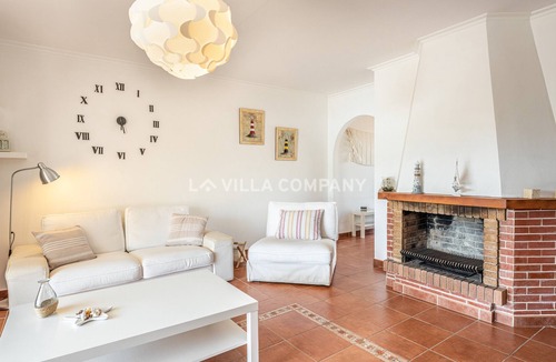 Punta Grossa Apartment | Modern apartment with pool, 5 min walk to beach, free WIFI