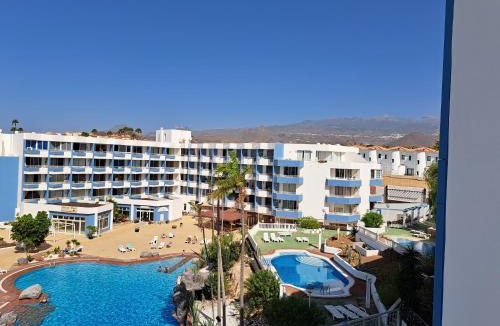 San Miguel de Abona Apartment | Modern apartment with Pool in Golf del Sur