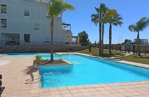 Alhama de Murcia Apartment | Modern Apartment with Golf Course Views