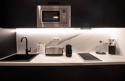 Alcobendas Apartment | Modern Apartment for 6—Alcobendas—La Moraleja