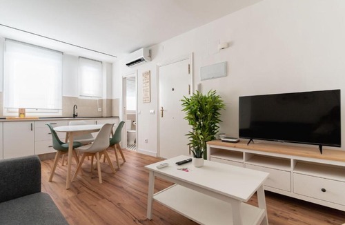 Arganzuela Apartment | Modern Cozy-2bedrooms 1Bathroom-Delicias