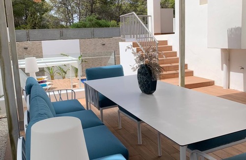 Cala Vadella Villa | Modern villa with pool, BBQ, sun terrace & seaview