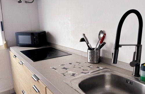San Juan de Aznalfarache Apartment | Modern Flat in Mairena Easy Access to Historic Seville