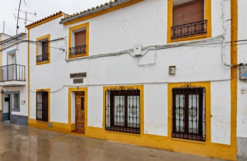 Membrio Apartment | Modern Holiday Rental for Two Guests
