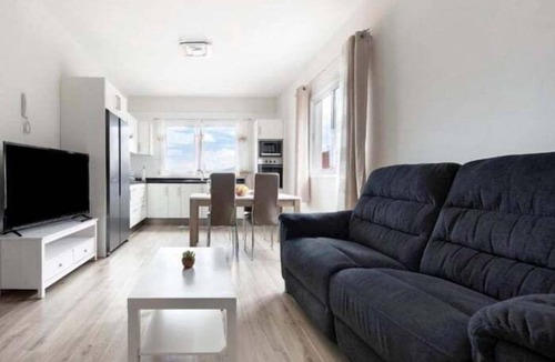Garachico Cottage | Modern House with beautiful Views of Teide for up to 4 people