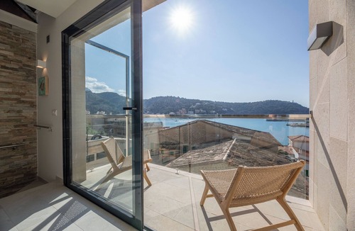 Puerto de Soller House | Modern townhouse with fantastic views of the Port of Sóller.