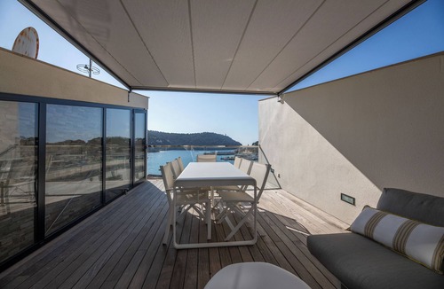 Puerto de Soller House | Modern townhouse with fantastic views of the Port of Sóller.