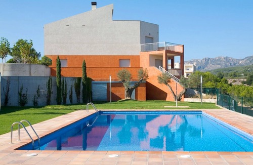 Calafat House | Modern Villa Close to the Beach Almadrava