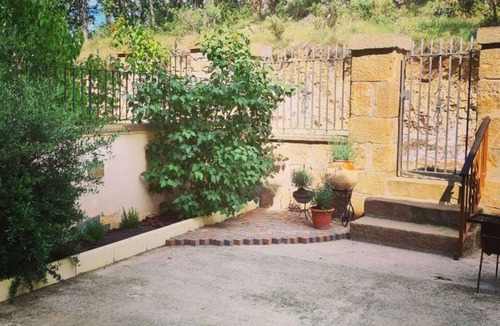 Tiurana House | Mon House!