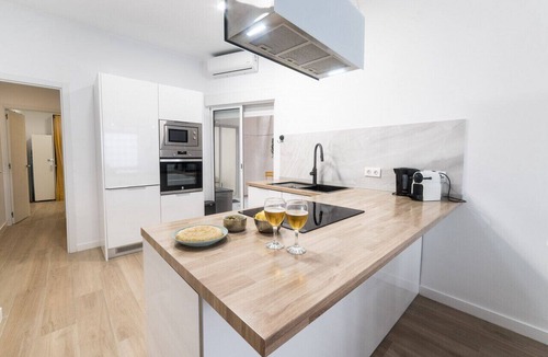 Alicante Apartment | Moonkey - Apt. Albéniz with patio