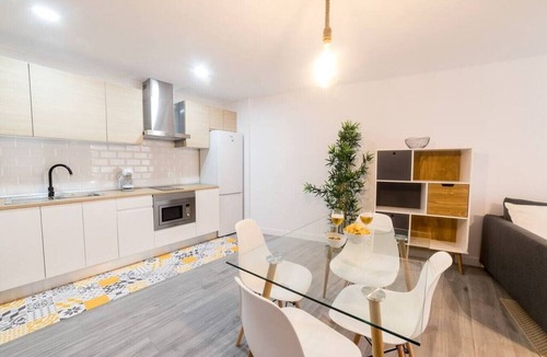 Sant Blai Apartment | Moonkey - Apto. Cardenal Payá con Jacuzzi y Patio