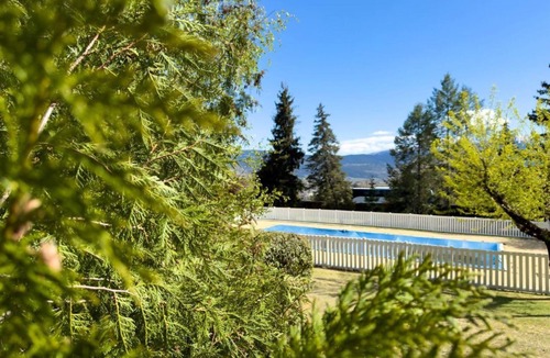 Enveitg Apartment | Mountain Serenity Loft – Montana Park
